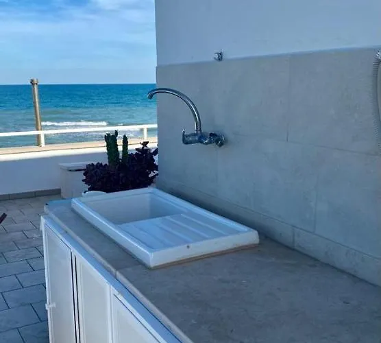 A Un Passo Dal Mare *